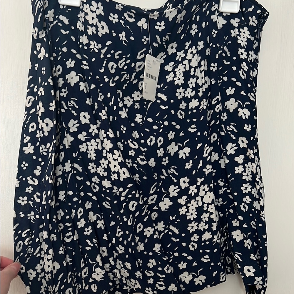 Floral Print Women's Skirt - Black and White